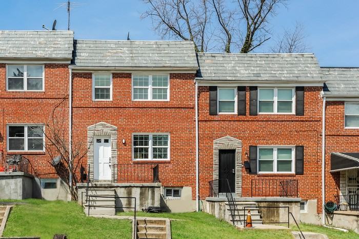 446 S Chapel Gate Ln - Photo 2 of 12