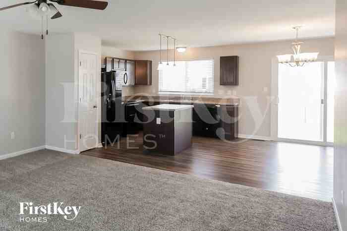 505 Riverdale Park Ct - Photo 3 of 15