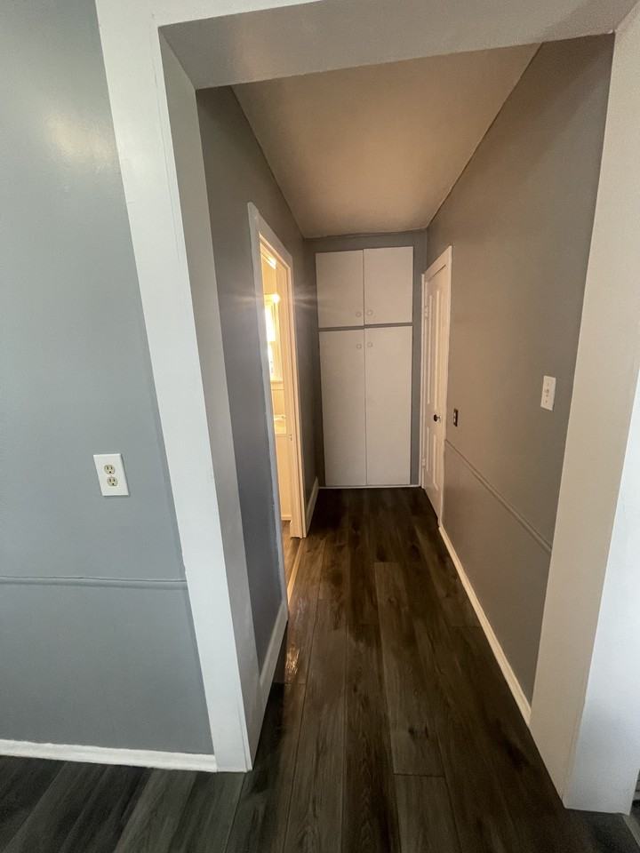 70 Auburn Ave #NA - Photo 3 of 15