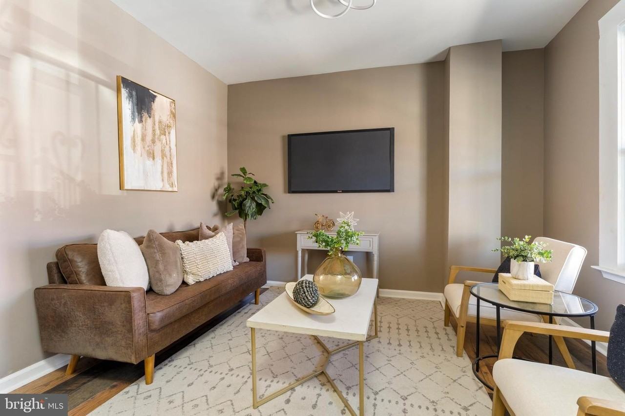 2225 Riggs Ave - Photo 3 of 47