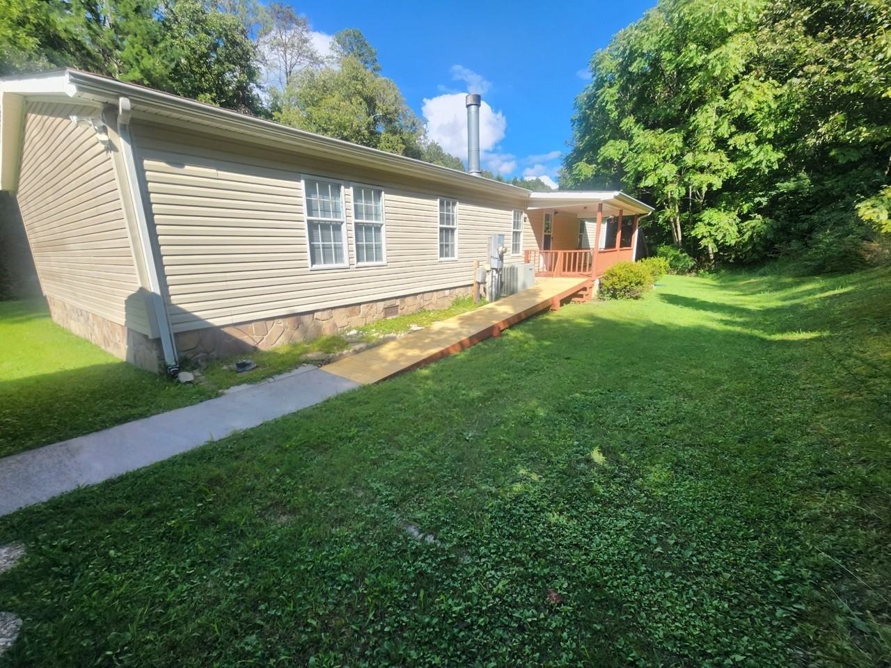 1028 Mayflower Rd #NA - Photo 2 of 17