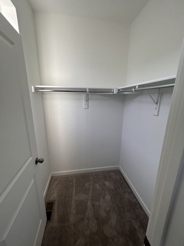 14555 W 91st Ave #C - Photo 3 of 8