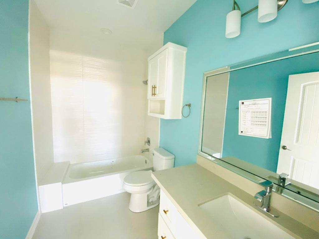 204 W Saint Helena Ave #2 - Photo 5 of 8