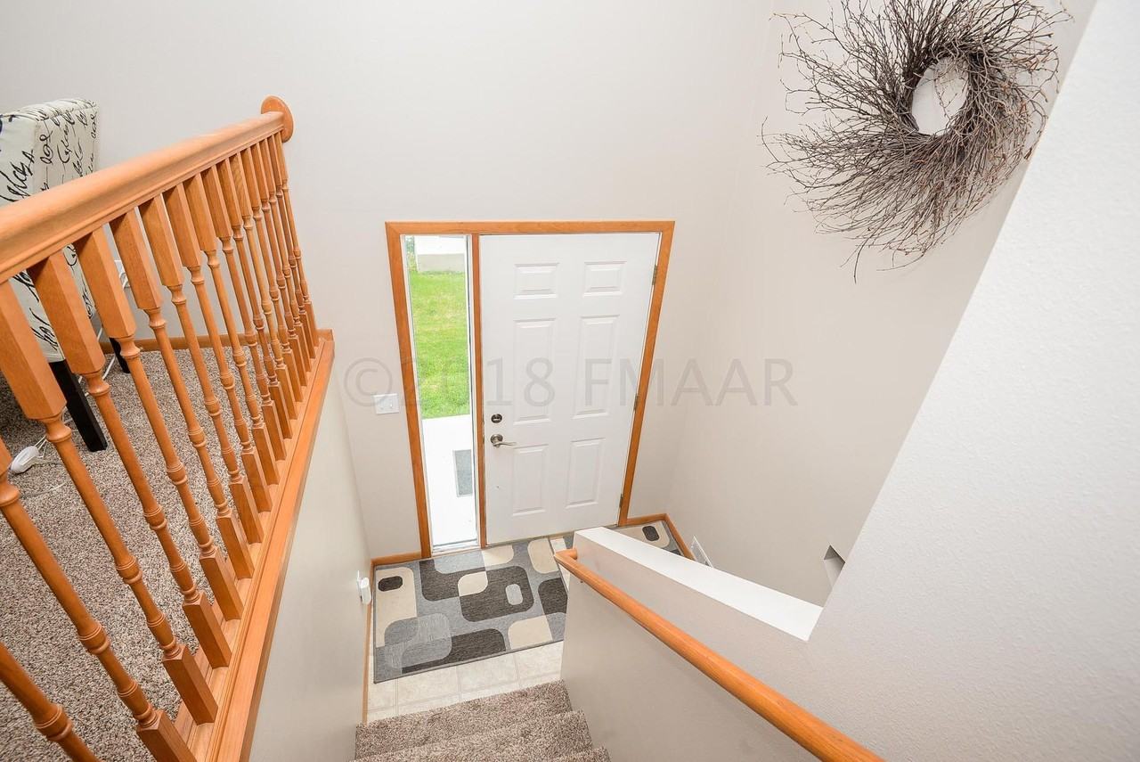 2544 Amber Valley Ct S #NA - Photo 3 of 20