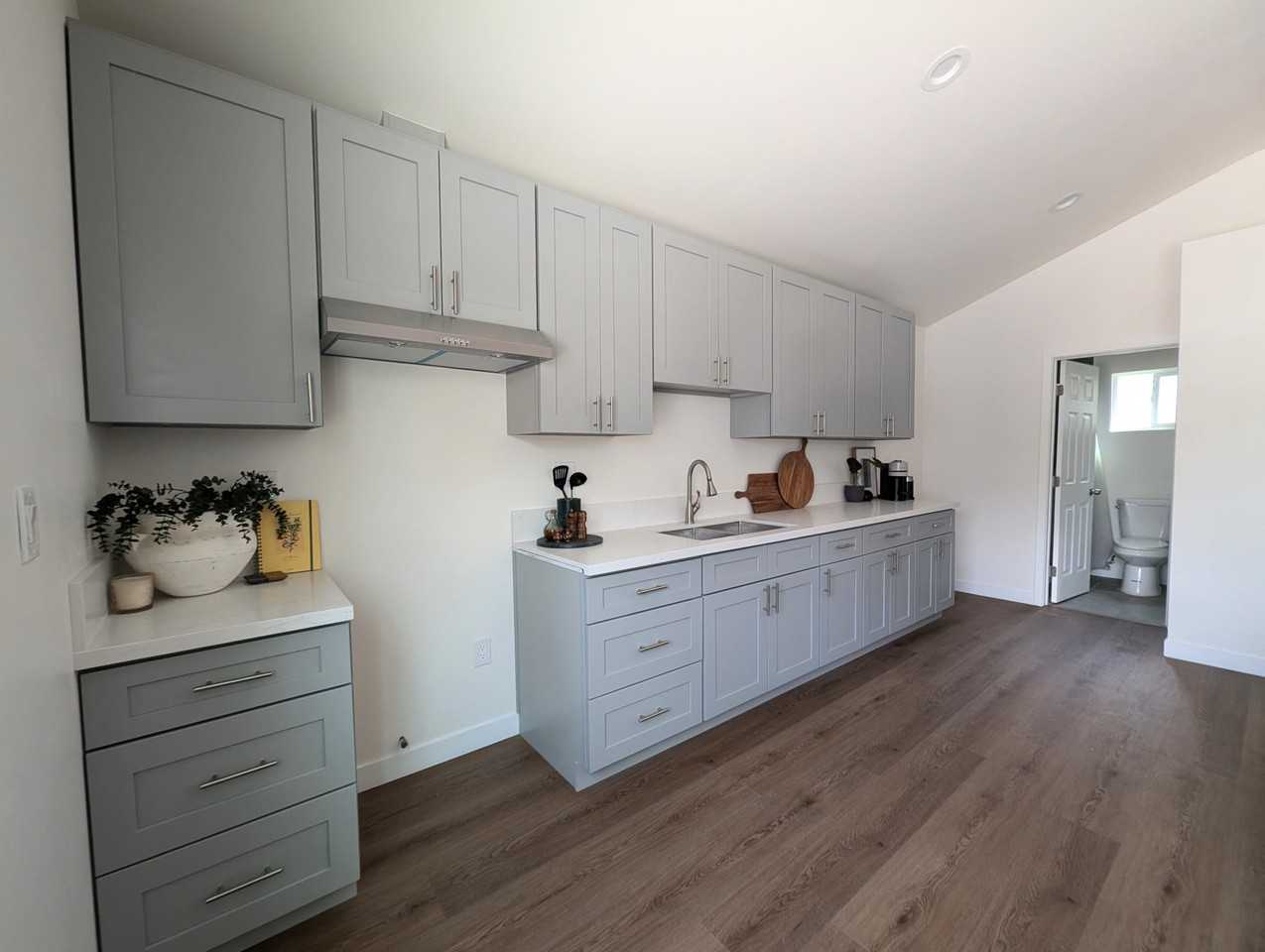 8310 Greenleaf Ave #NA - Photo 2 of 18