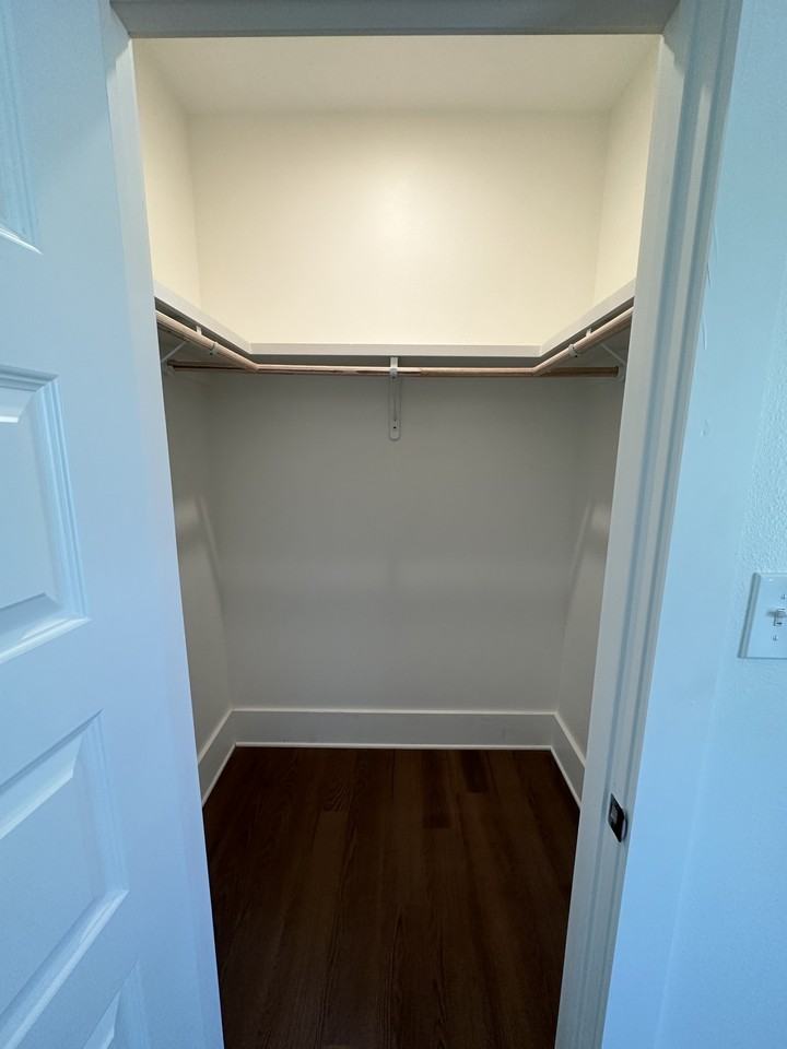 462 S 1st St #NA - Photo 5 of 13