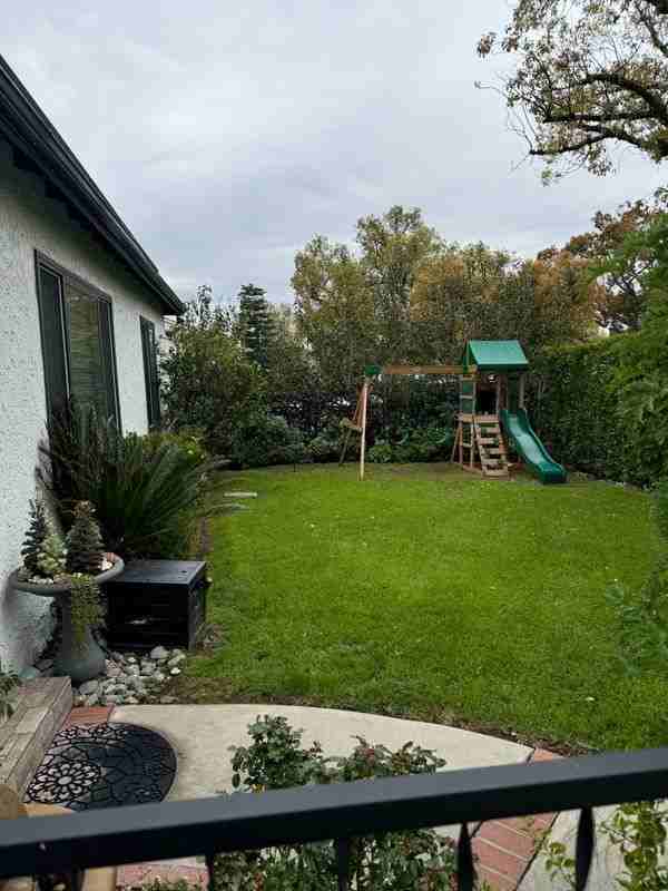 6060 Cartwright Ave - Photo 2 of 15