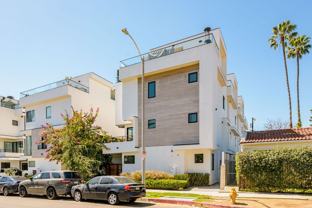 741 N Gramercy Pl - Photo 1 of 1
