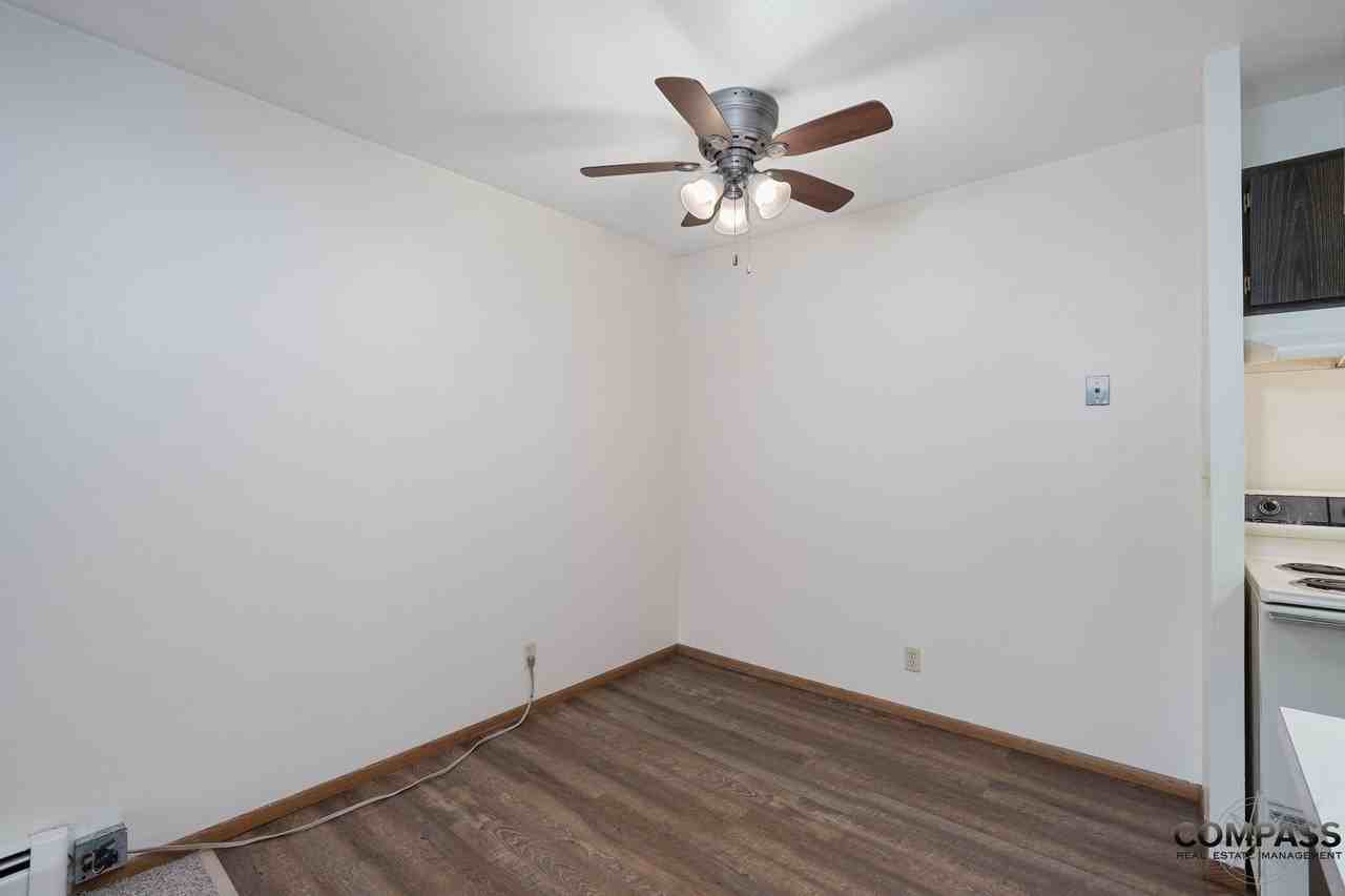 Half Moon Lake Apartments - Photo 6 of 50