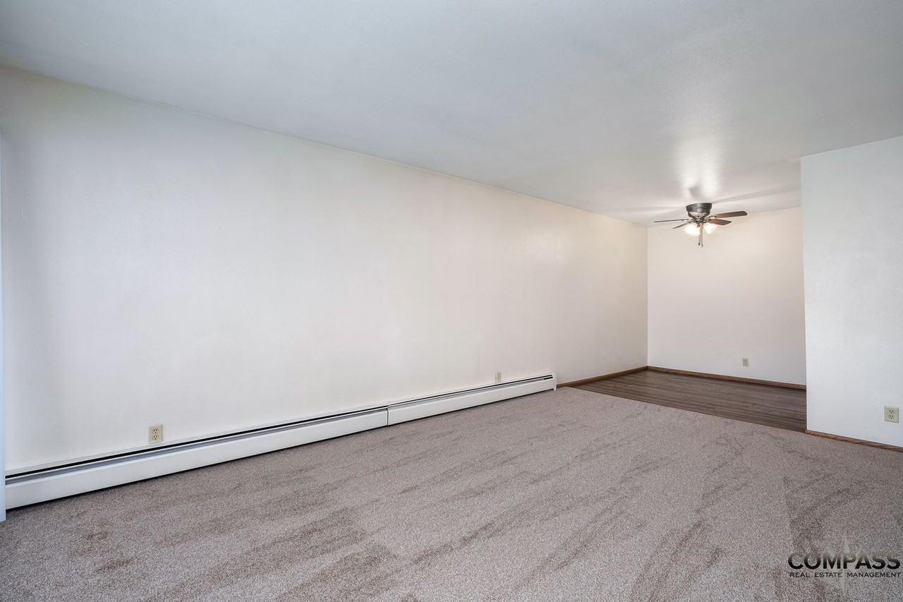 Half Moon Lake Apartments - Photo 7 of 50