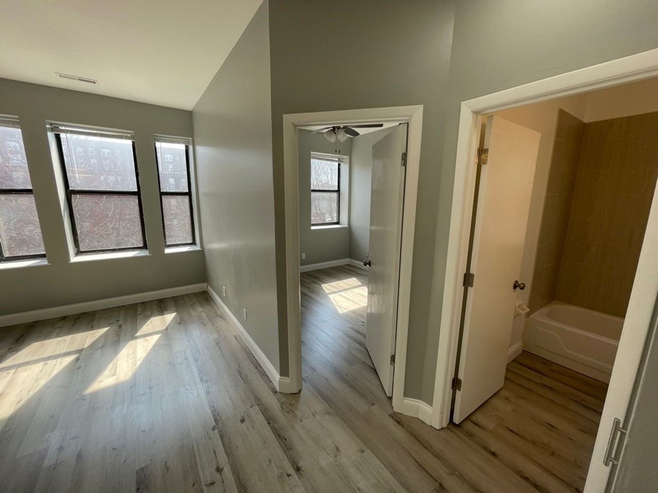 629 Clara Ave - Photo 5 of 16