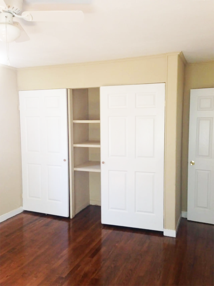 2920 Oak Forest Dr - Photo 2 of 11