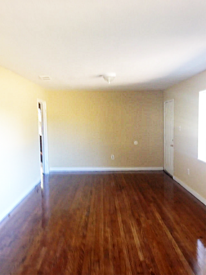 2920 Oak Forest Dr - Photo 7 of 11