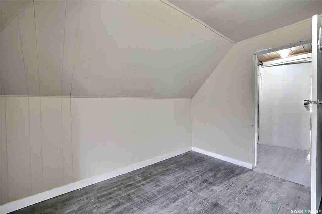 1945 St John St #1 - Photo 5 of 7