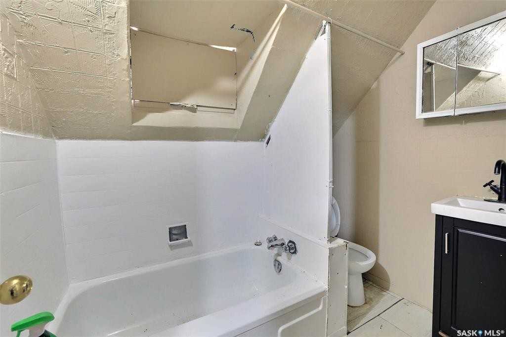 1945 St John St #1 - Photo 7 of 7