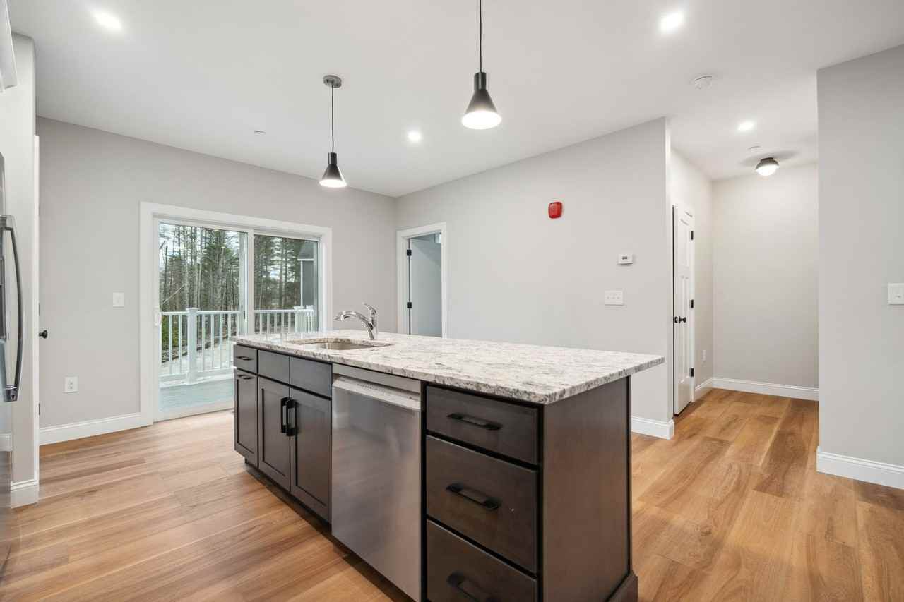 Bayberry Commons - Photo 4 of 50