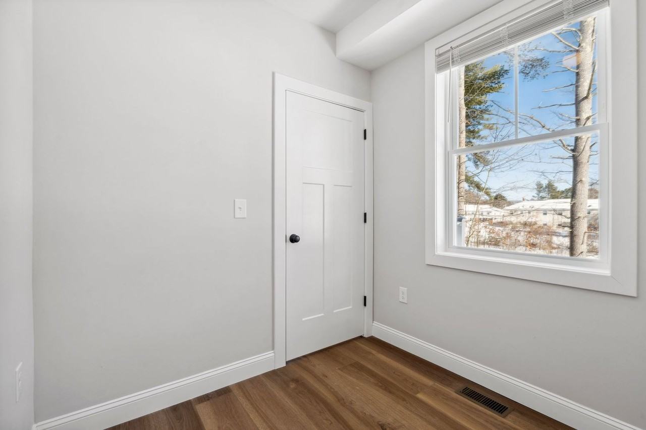 Bayberry Commons - Photo 6 of 50