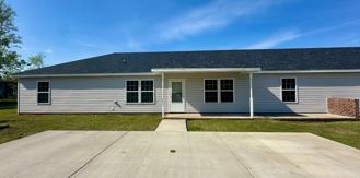 960B Mayfield Dr - Photo 1 of 1
