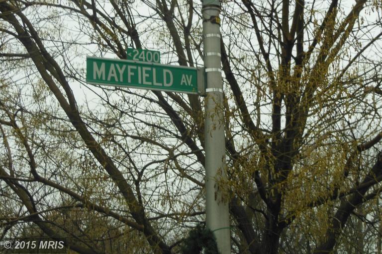 2406 Pelham Ave - Photo 2 of 30