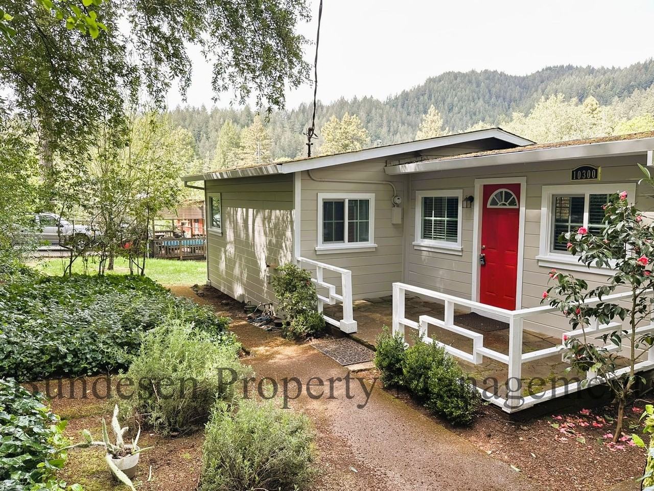 10300 Field Ln - Photo 2 of 27