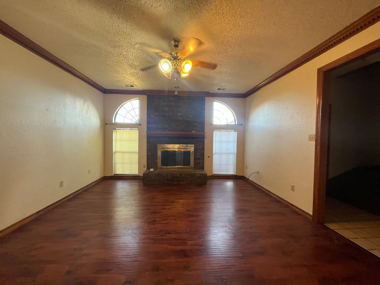 7446 Beauregard Cv - Photo 3 of 15