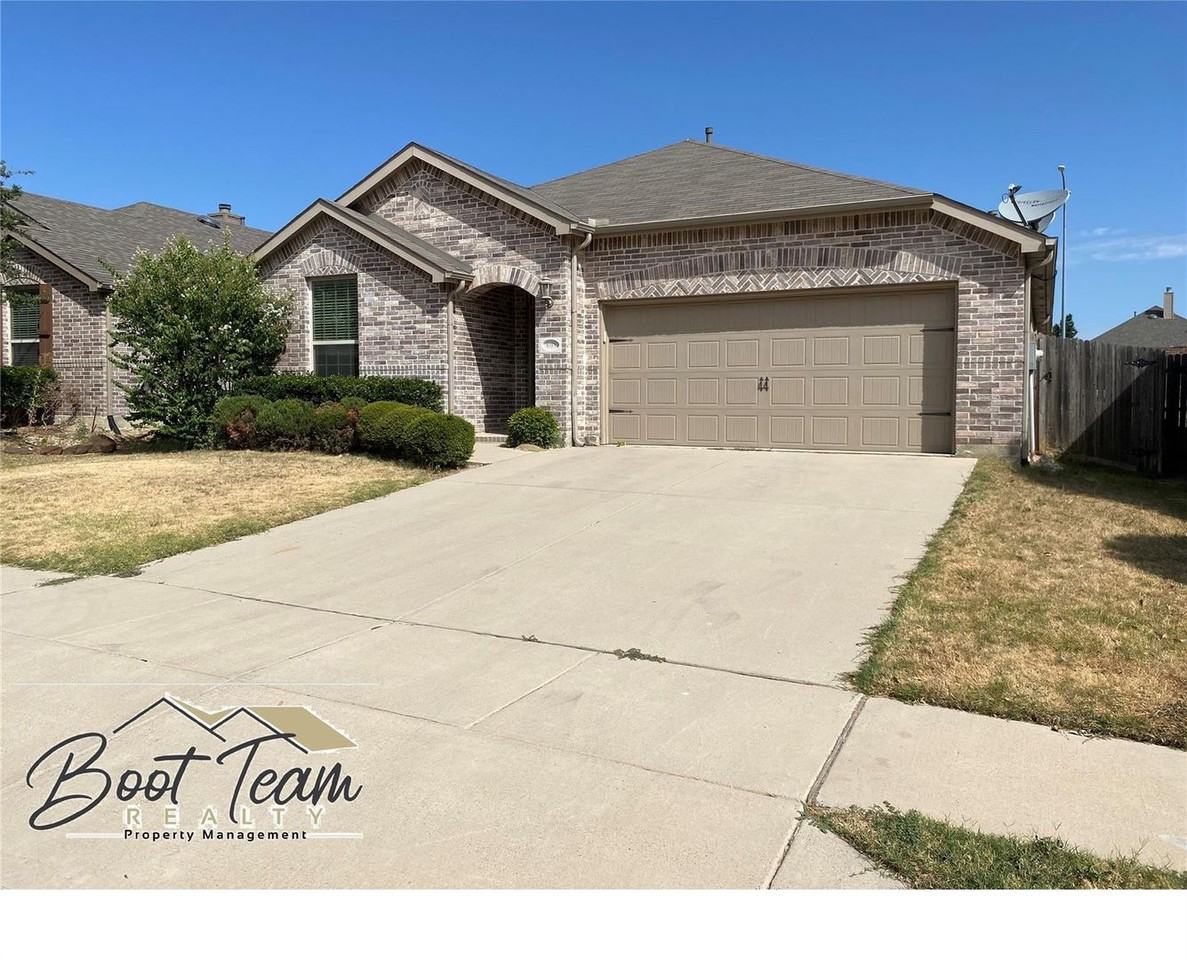 9353 Comanche Ridge Dr - Photo 2 of 23