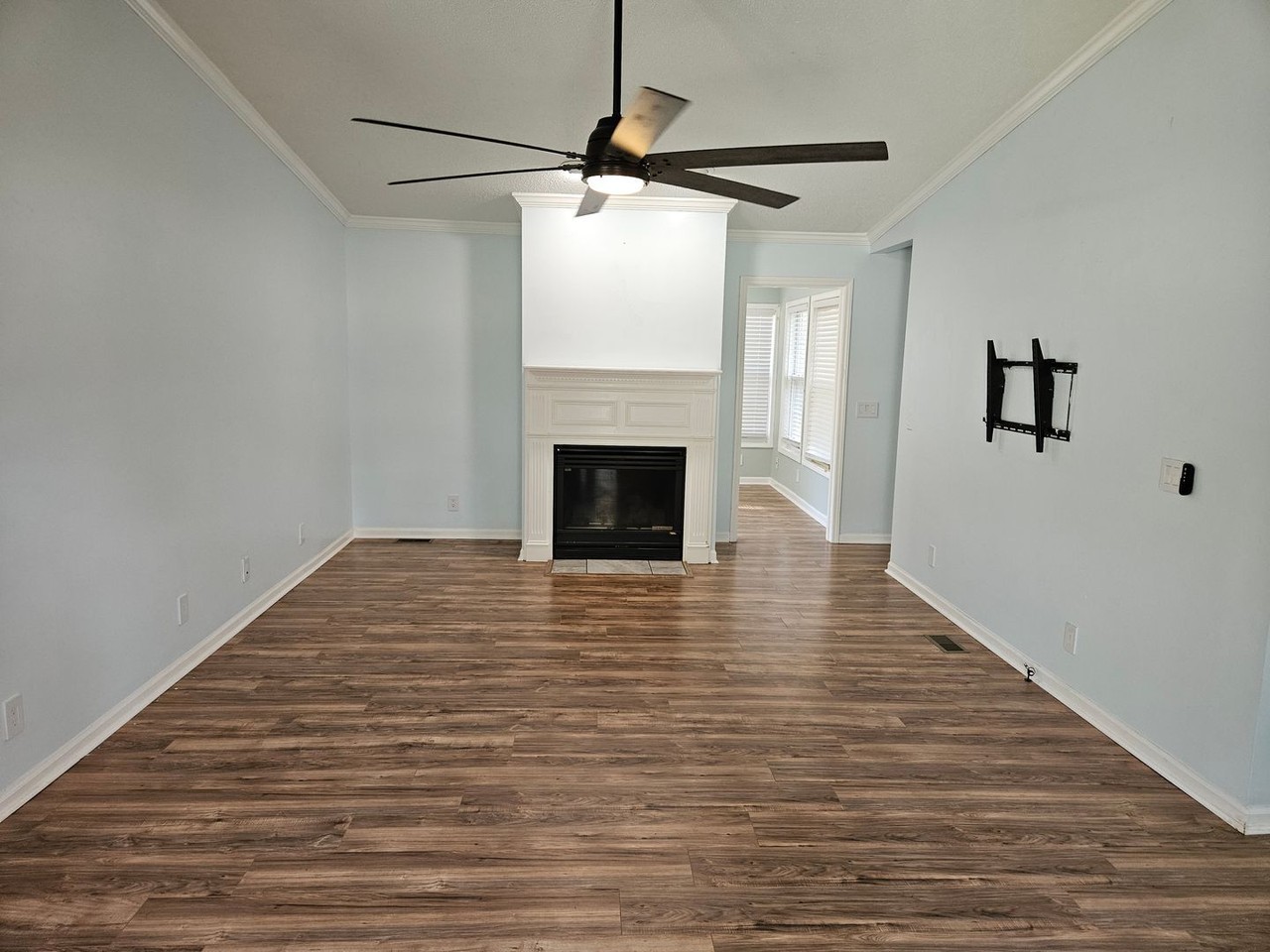 6030 Saint Andrews Dr - Photo 2 of 17