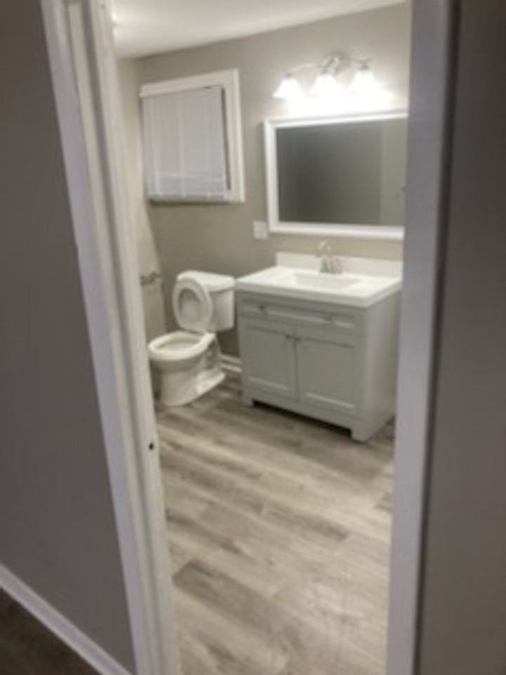 100 Lyndhurst St - Photo 4 of 16