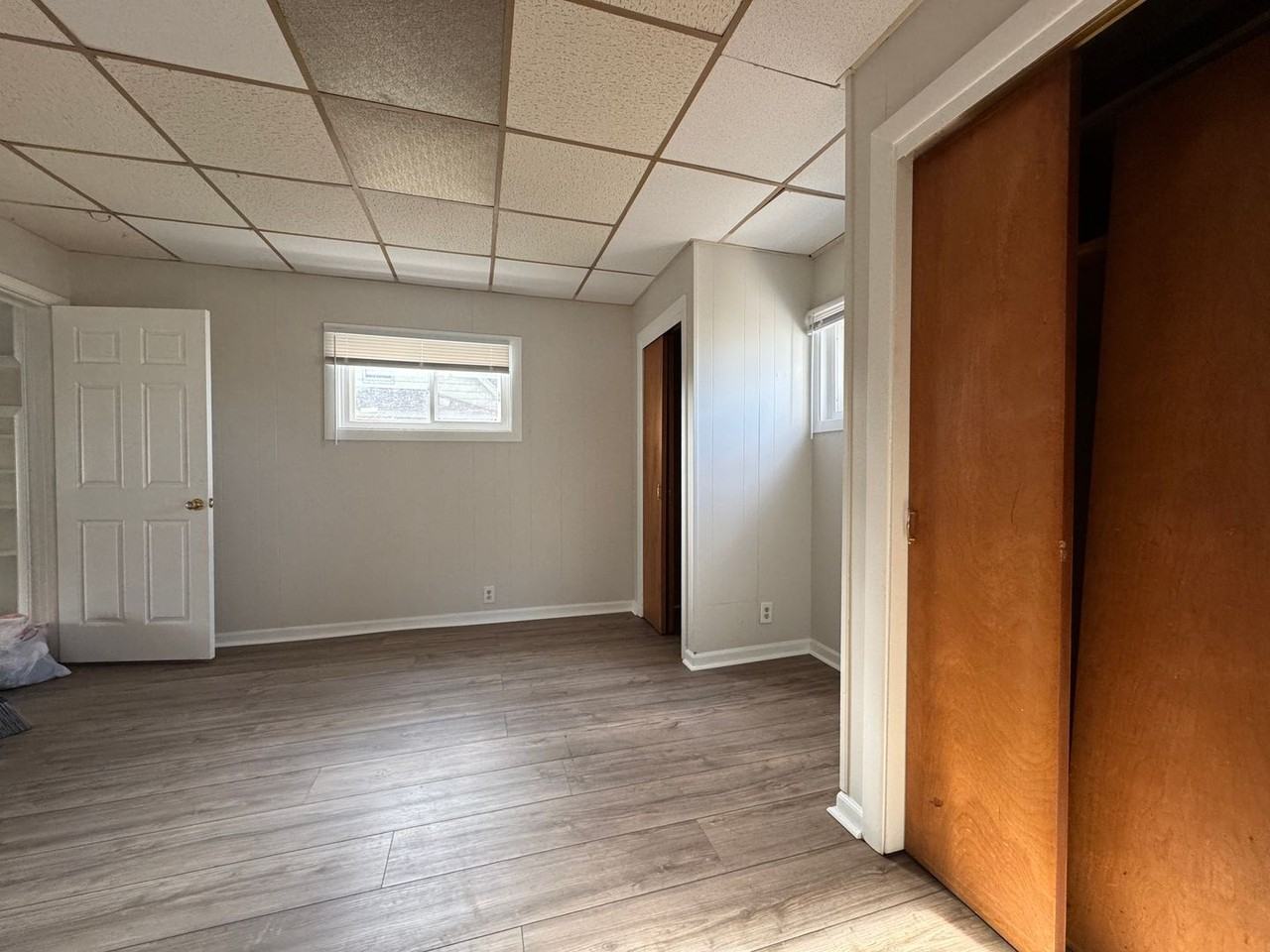 219 W Vine St - Photo 2 of 19