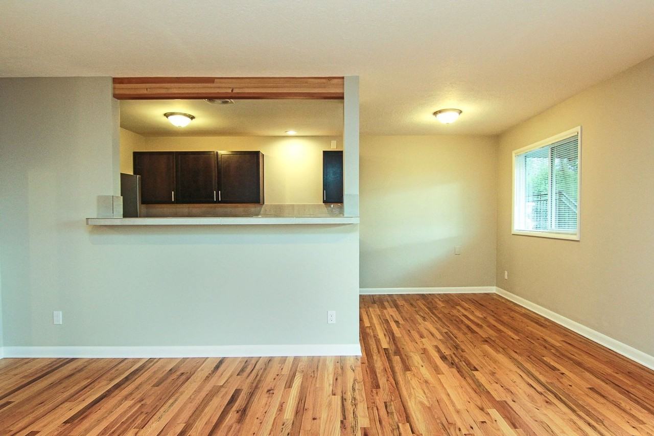 Raleigh Heights - Photo 2 of 10