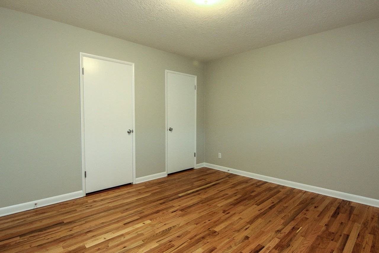 Raleigh Heights - Photo 4 of 10