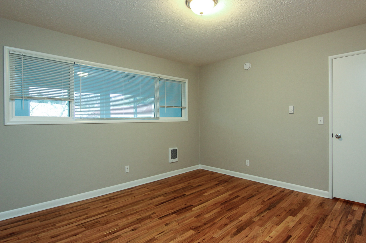 Raleigh Heights - Photo 5 of 10