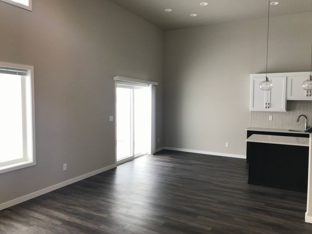 2115 Allison Ln - Photo 6 of 8