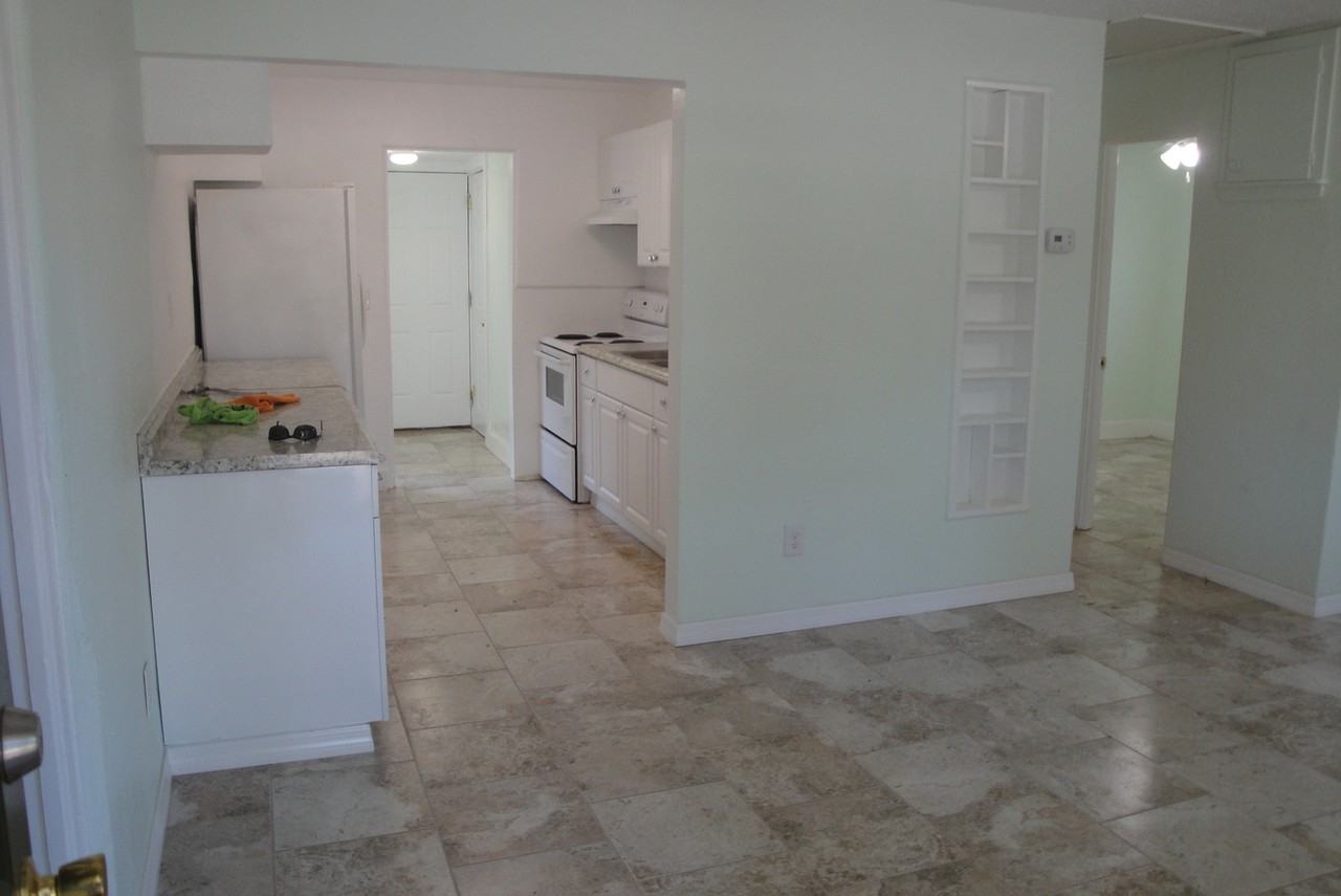 1665 37th St S - Photo 3 of 12