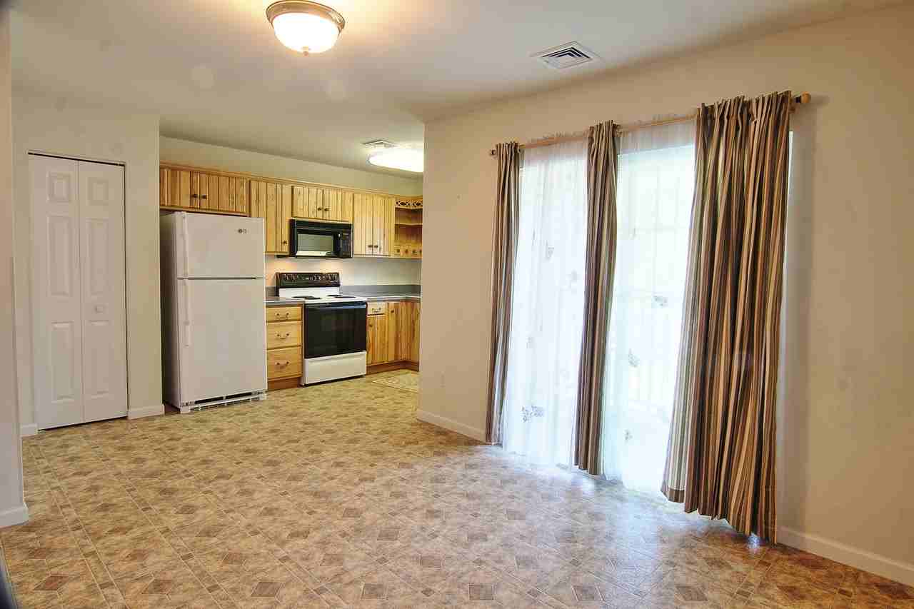 377 S Reading Ave - Photo 3 of 17