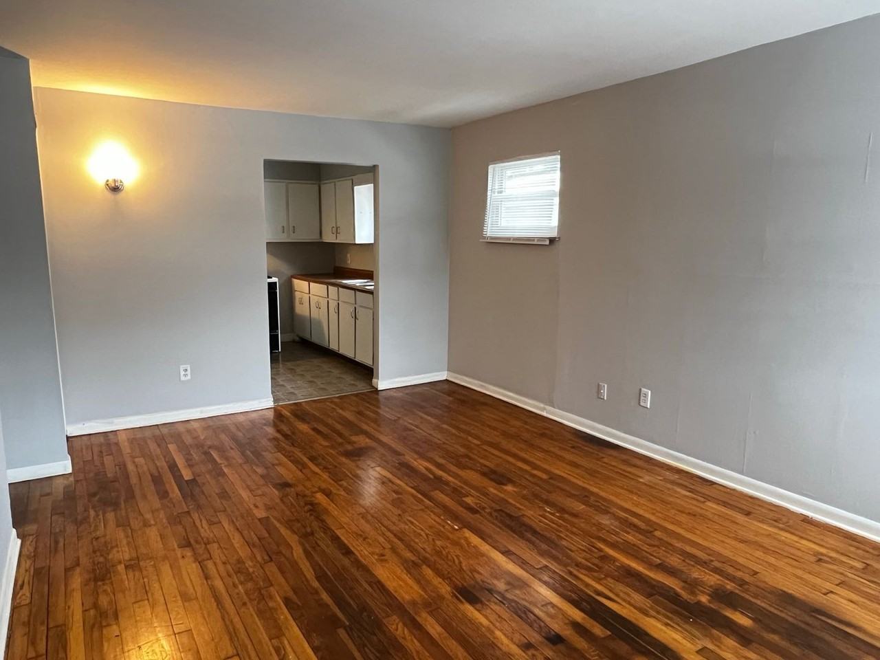 2769 Allegheny Ave - Photo 2 of 16