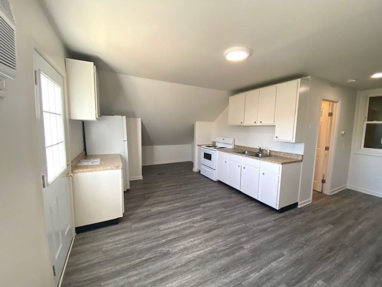 9459 Sharpsburg Pike - Photo 5 of 13
