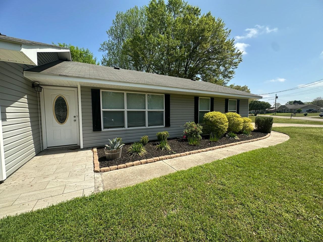 403 403 Grandpine - Photo 3 of 40