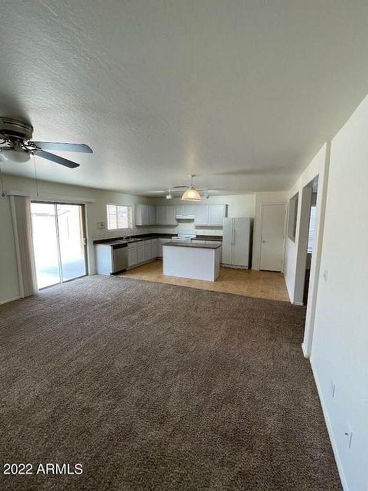 25881 W North Star Pl - Photo 2 of 20