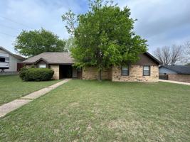 featured image of 104 Hillside Dr