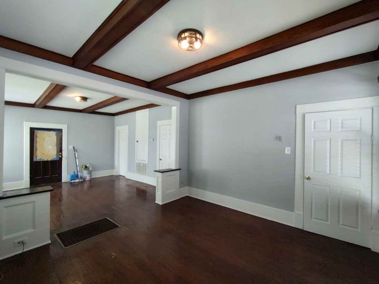 826 W Russell Pl - Photo 7 of 15