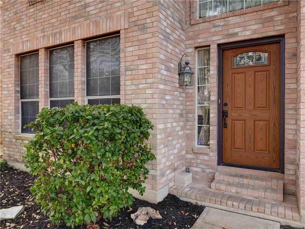 1010 Oaklands Dr - Photo 3 of 30