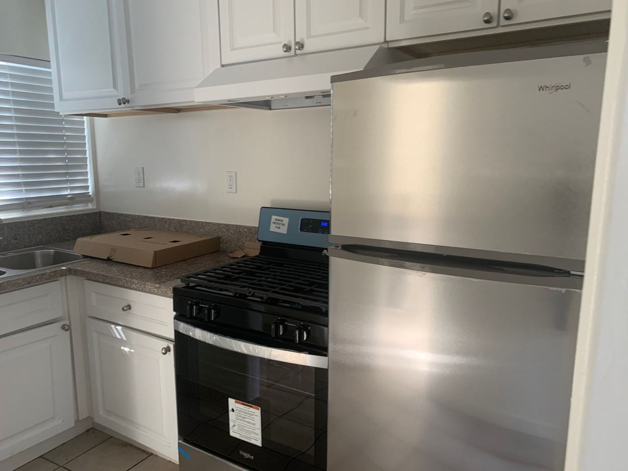 5310 Carpinteria Avenue - Photo 2 of 7