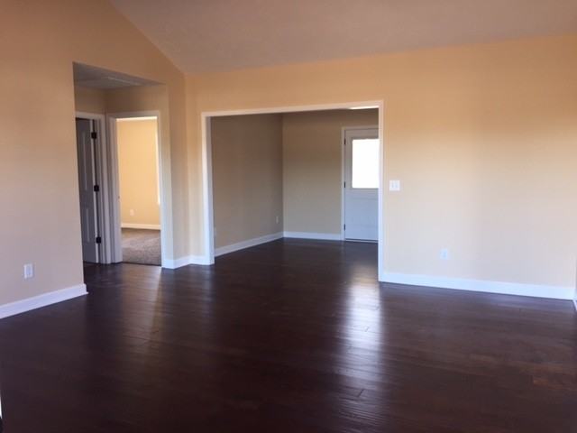 2604 Auldridge Dr - Photo 3 of 12