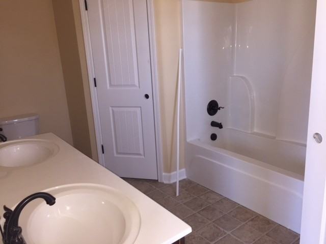2604 Auldridge Dr - Photo 7 of 12