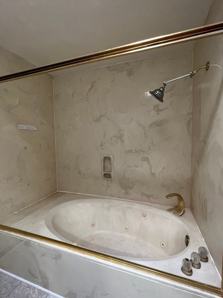 1 8th St - Photo 2 of 26