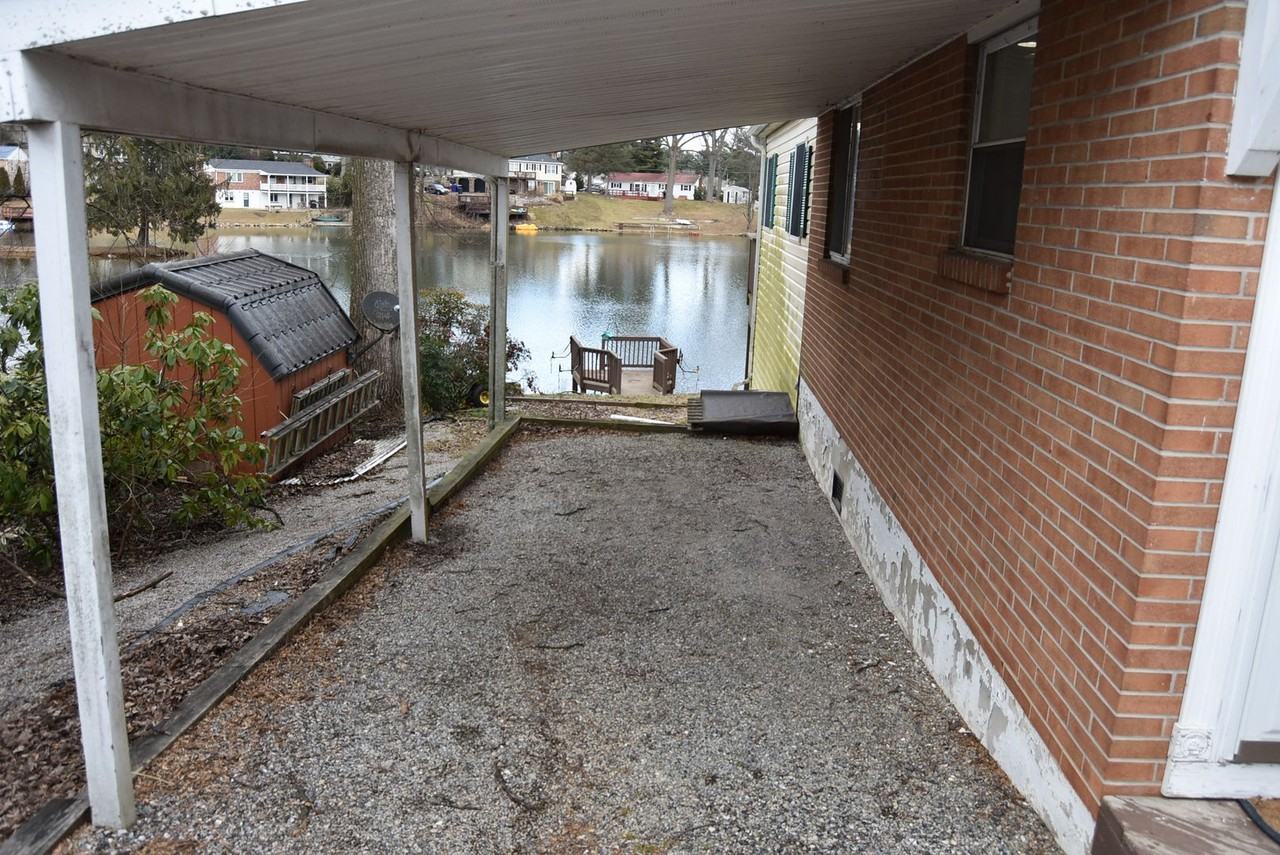 15720 Magnolia Dr - Photo 2 of 4