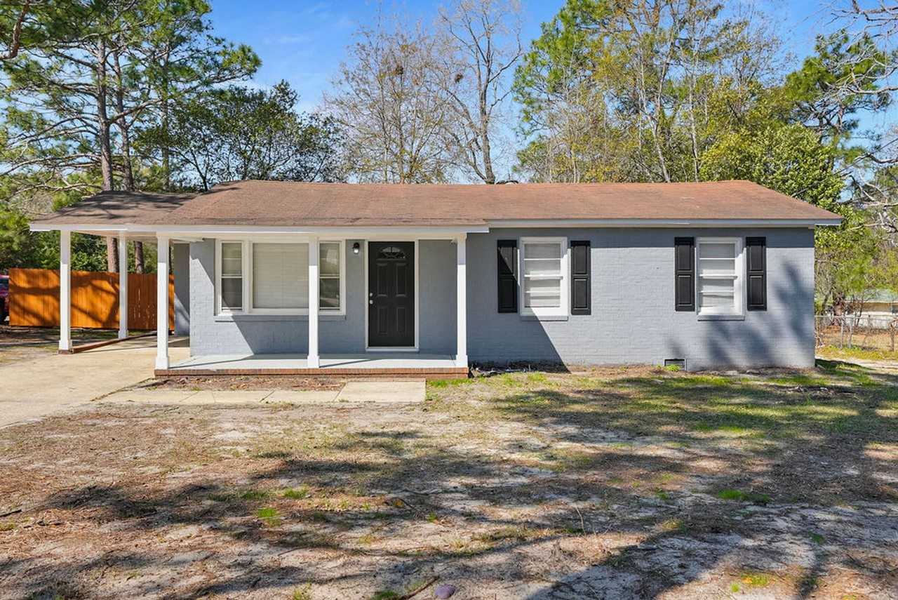 2312 Enloe St - Photo 3 of 25