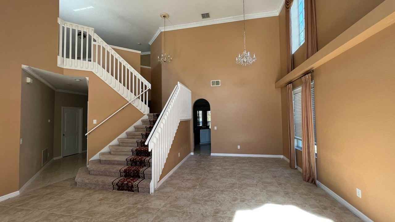 6529 Lake Pembroke Pl - Photo 2 of 22