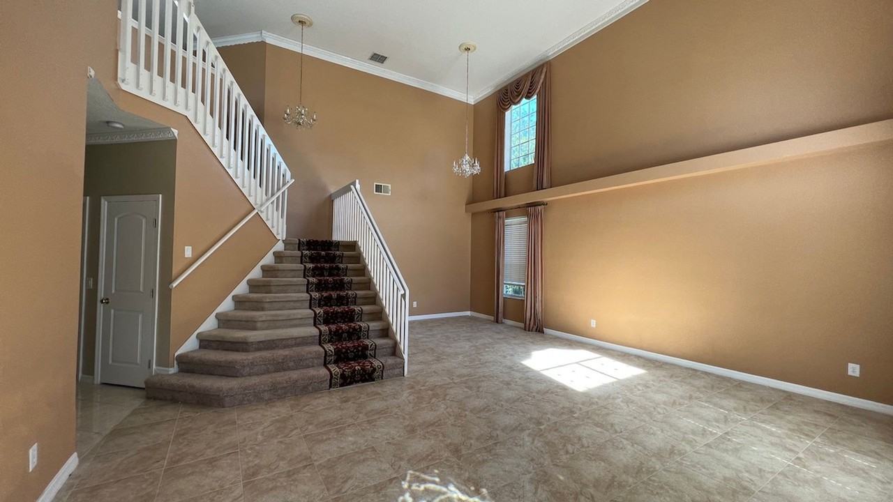 6529 Lake Pembroke Pl - Photo 5 of 22